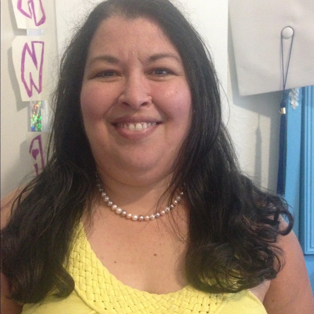 Meet your Posher, Julia